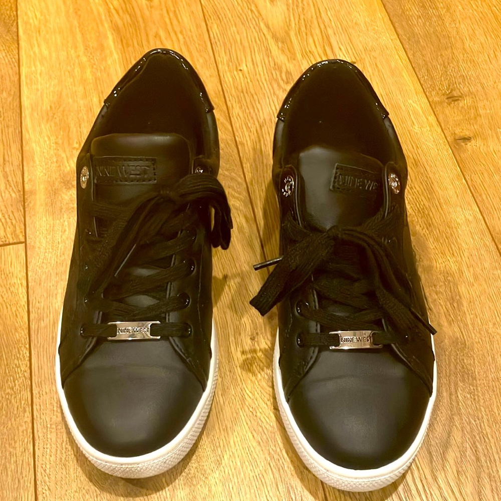 Nine West Sneakers